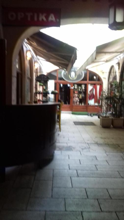 Inchy Accommodation - In The Center Of Diocletian'S Palace Σπλιτ Εξωτερικό φωτογραφία