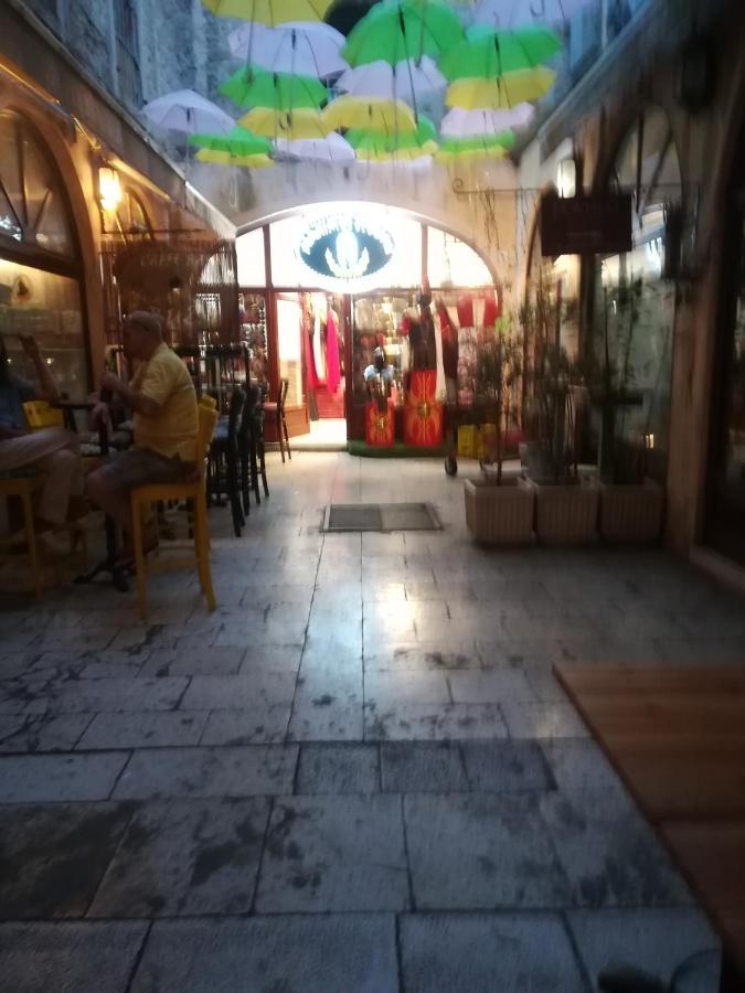 Inchy Accommodation - In The Center Of Diocletian'S Palace Σπλιτ Εξωτερικό φωτογραφία